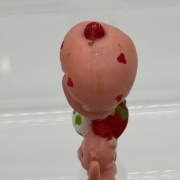 Vintage Strawberry Shortcake w/ Custard Cat Strawberryland Mini Figure 2" - Picture 4 of 8